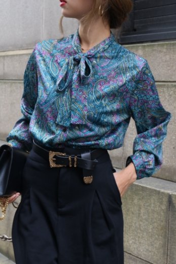 vintagefront ribbon paisley pattern blouse