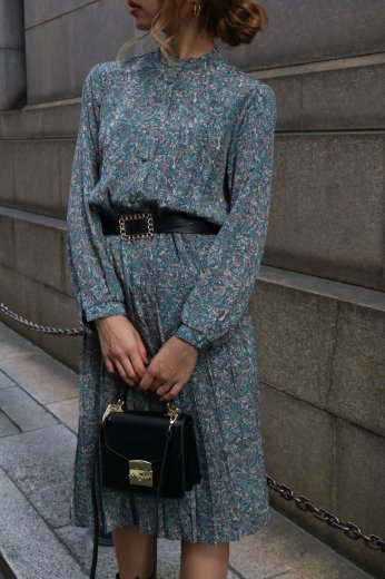 vintagestand collar front tuck design paisley pattern pleats dress