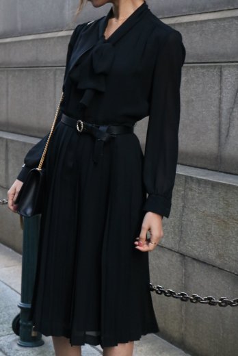 vintagefront ribbon pleats chiffon black dress