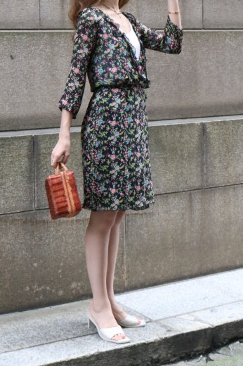 【vintage】MOSCHINO / frill collar floral silk wrap dress