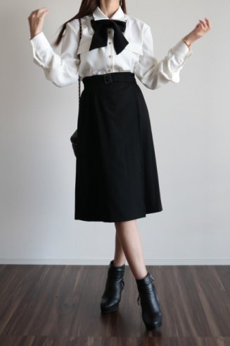 【vintage】GIVENCHY / wool wrap skirt (logo buckle belt set)