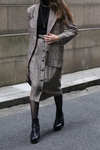 vintageGIVENCHY / tailored jacket & button down straight skirt tweed set up