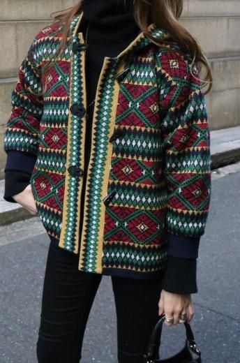 vintageYves Saint Laurent / toggle button ethnic pattern knit hoodie jacket