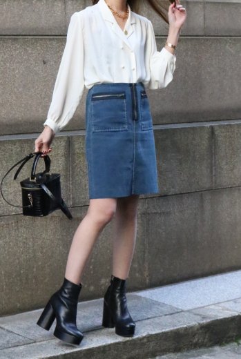【vintage】CELINE / white stitch denim like tight skirt