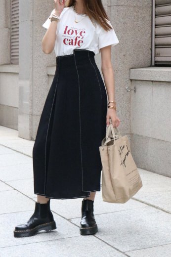 high waist stitch asymmetry flare skirt / black