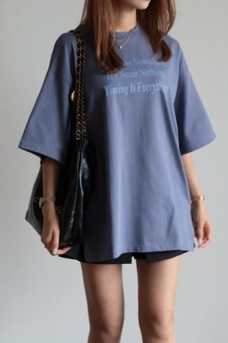originalround neck text printed big silhouette tee / ash purple