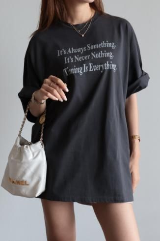 originalround neck text printed big silhouette tee / ash black