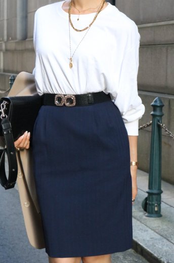 【vintage】Yves Saint Laurent / back slit tight skirt