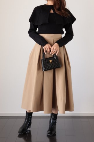 high waist double tuck volume flare skirt / beige