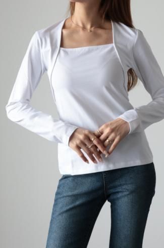 trapeze neck tops / white