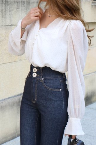 V neck flare cuffs dots see-through blouse / ivory