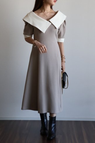 asymmetry wide collar retro flare dress / beige