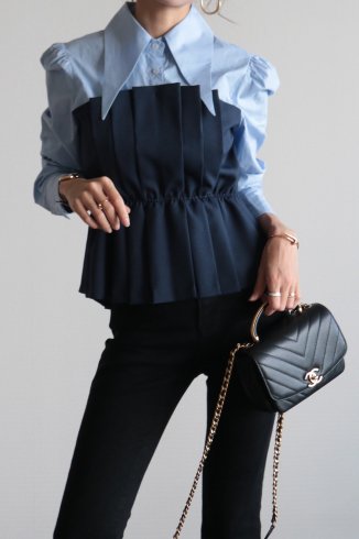 <img class='new_mark_img1' src='https://img.shop-pro.jp/img/new/icons56.gif' style='border:none;display:inline;margin:0px;padding:0px;width:auto;' />long point collar pleats docking bustier tops / blue