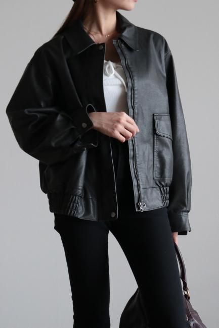 vintage like zip up shrink fake leather jacket / black vintage like zip up shrink fake leather jacket / black
