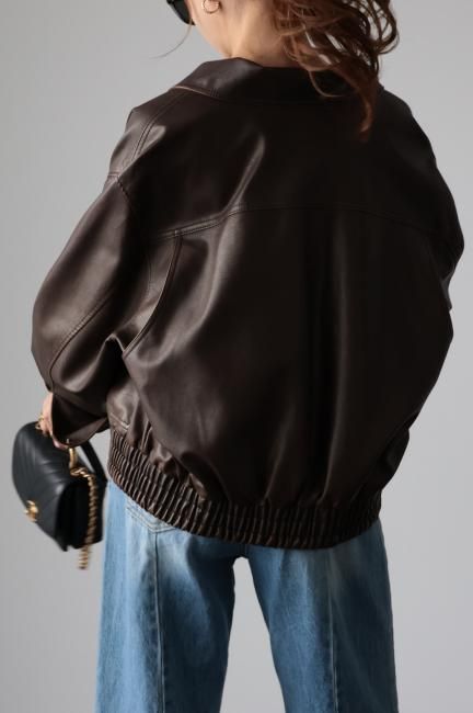 vintage like zip up shrink fake leather jacket / brown