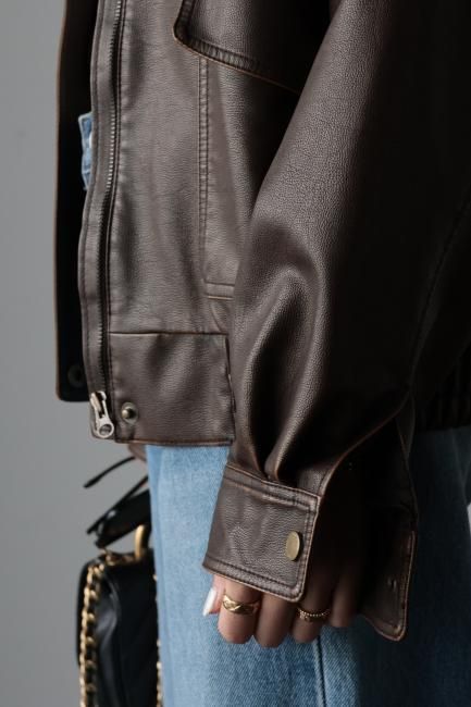 vintage like zip up shrink fake leather jacket / brown