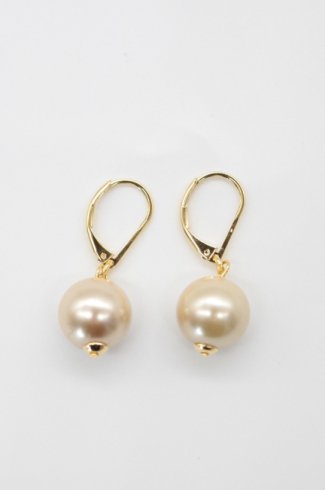 swing pearl pierced earrings / beigegold