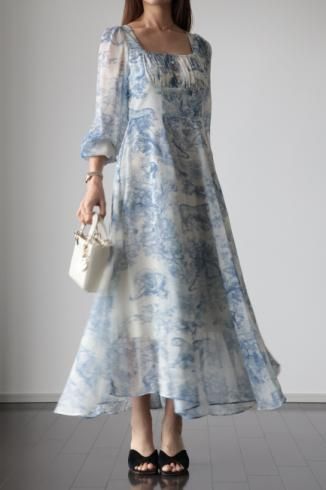 <img class='new_mark_img1' src='https://img.shop-pro.jp/img/new/icons56.gif' style='border:none;display:inline;margin:0px;padding:0px;width:auto;' />toile de jouy high waist chiffon dress / blue