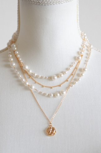 pearl & charm necklace 2 pieces set