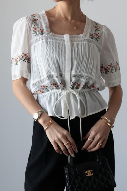 floral embroidery square neck blouse - Madder vintage