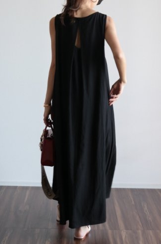 inverted pleats linen mix sack dress / black