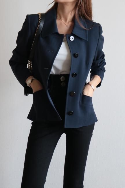Yves Saint Laurent 90s vintage grey trench coat | The