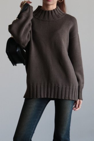 high neck low gauge cotton knit sweater / brown