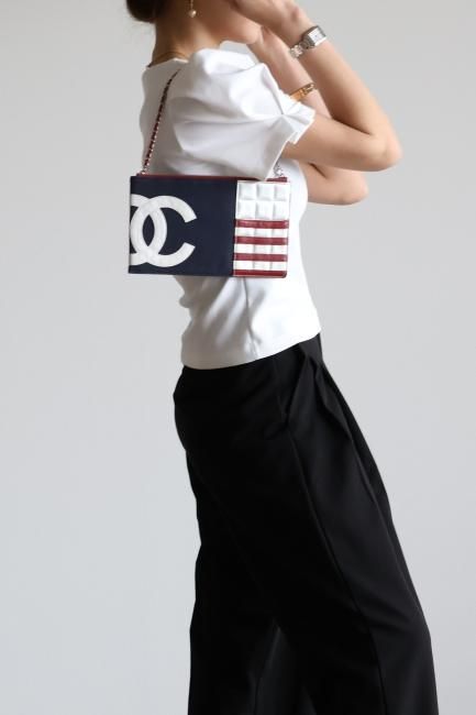 USED】CHANEL /coco mark american flag chain clutch bag