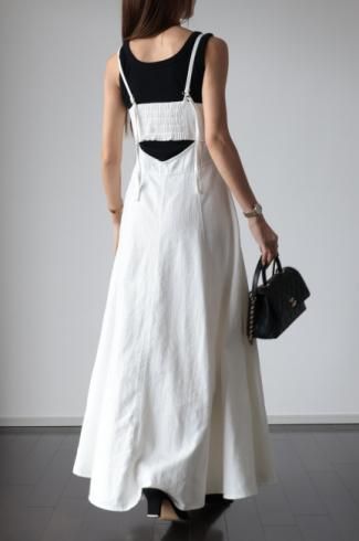<img class='new_mark_img1' src='https://img.shop-pro.jp/img/new/icons14.gif' style='border:none;display:inline;margin:0px;padding:0px;width:auto;' />PRE-ORDERback shirring denim camisole dress / white