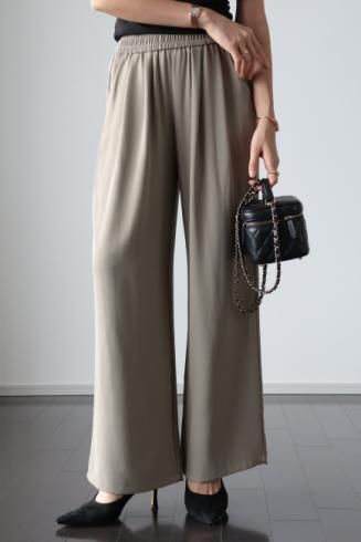 easy slacks pants / greige