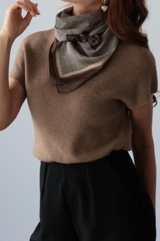 <img class='new_mark_img1' src='https://img.shop-pro.jp/img/new/icons14.gif' style='border:none;display:inline;margin:0px;padding:0px;width:auto;' />glen check scarf / brown