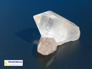 ヒマラヤ水晶エレスチャルテラリウム原石天然石邪気払い魔除け