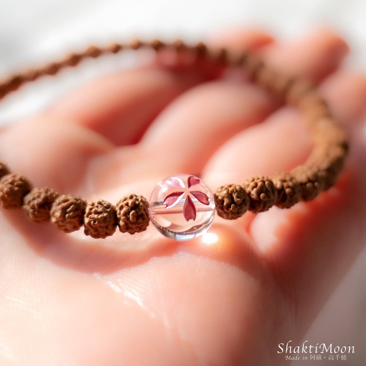 浄化・開運をお求めのあなたへ！5mm6mmひと粒 桜彫り水晶