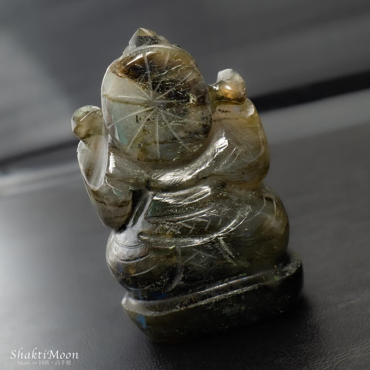 SALE/102%OFF】 ラブラドライト スカル 骸骨 カービング 彫刻 置物