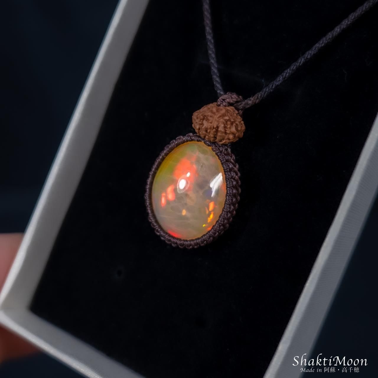 超レア・希少！超大粒！ハニカムオパール！9.4ct 幸運を呼び込み