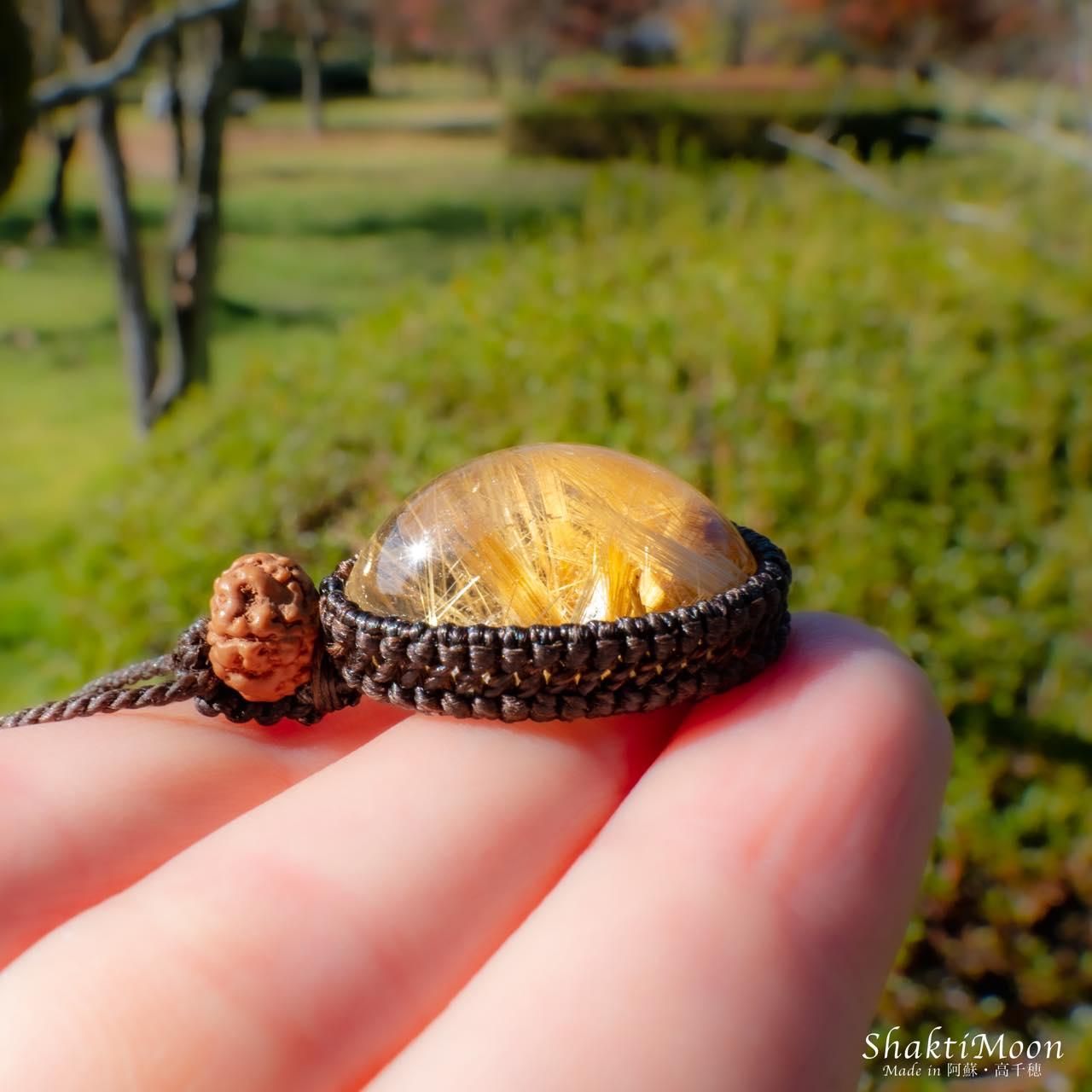 超レア・希少！金運・ビジネス・開運のお守り！レインボー入り