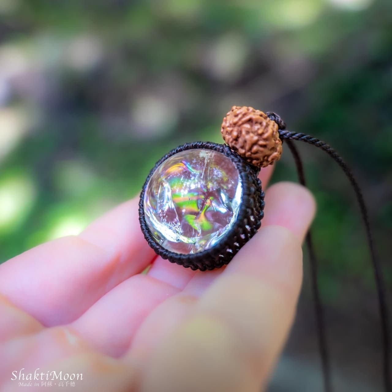 アイリスクォーツ　マクラメネックレス 天然石レアSpecialアイリスクォーツのマクラメネックレス