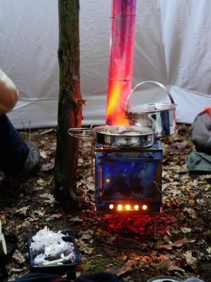 Seek Outside(シークアウトサイド)／ポータブルチタン薪ストーブ Mサイズ