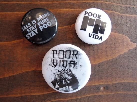 POOR VIDA ץӥ  Button badge ̥Хåå  