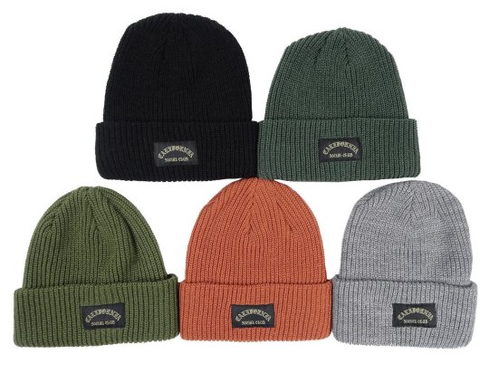 <img class='new_mark_img1' src='https://img.shop-pro.jp/img/new/icons8.gif' style='border:none;display:inline;margin:0px;padding:0px;width:auto;' />California Social Club TAG Knit Beanie  ビーニー 