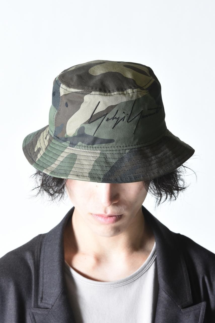 Yohji Yamamoto× NEW ERA camouflage BUCKET YY LOGO khaki - Ka Yohji Yamamoto× NEW ERA camouflage BUCKET YY LOGO khaki - Ka