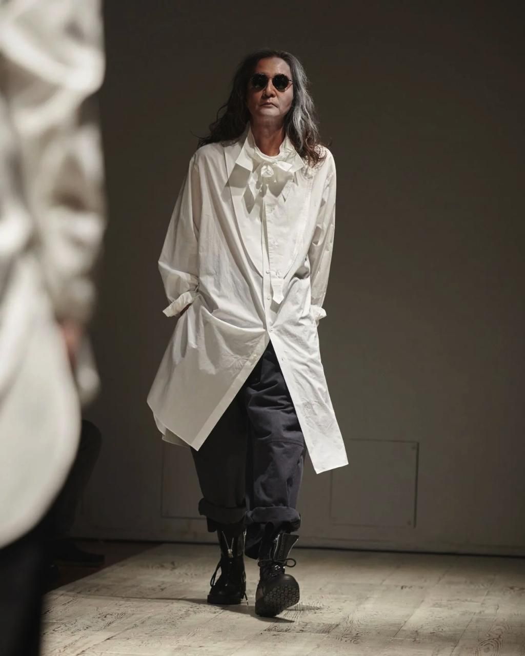 Yohji Yamamoto POUR HOMME アシンメトリービッグブラウス - Ka Yohji Yamamoto POUR HOMME アシンメトリービッグブラウス - Ka