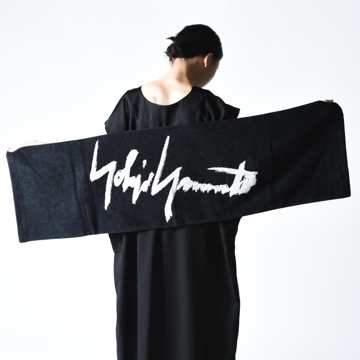 Yohji Yamamoto MAISON SIGNATURE LONG FACE TOWEL - Ka na ta Yohji Yamamoto MAISON SIGNATURE LONG FACE TOWEL - Ka na ta