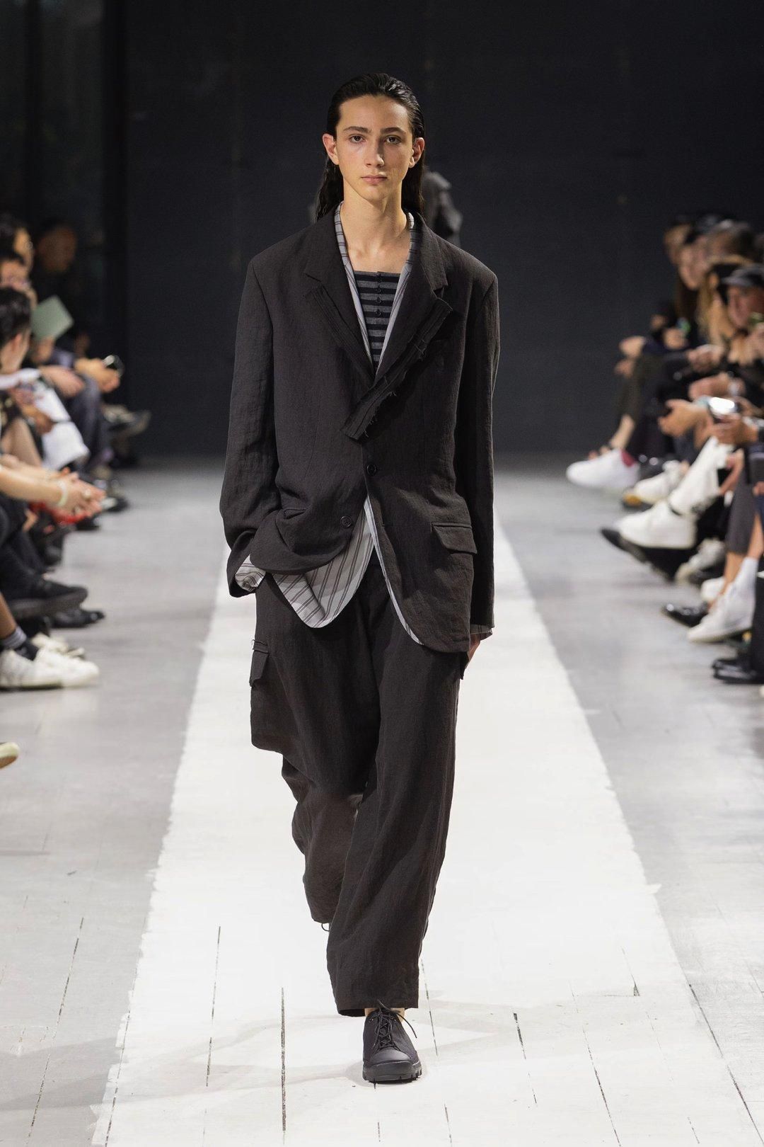 Y's for men 40 LINEN 3-BUTTONS JACKET WITH DECORATIVE CLOTH Y's for men 40 LINEN 3-BUTTONS JACKET WITH DECORATIVE CLOTH
