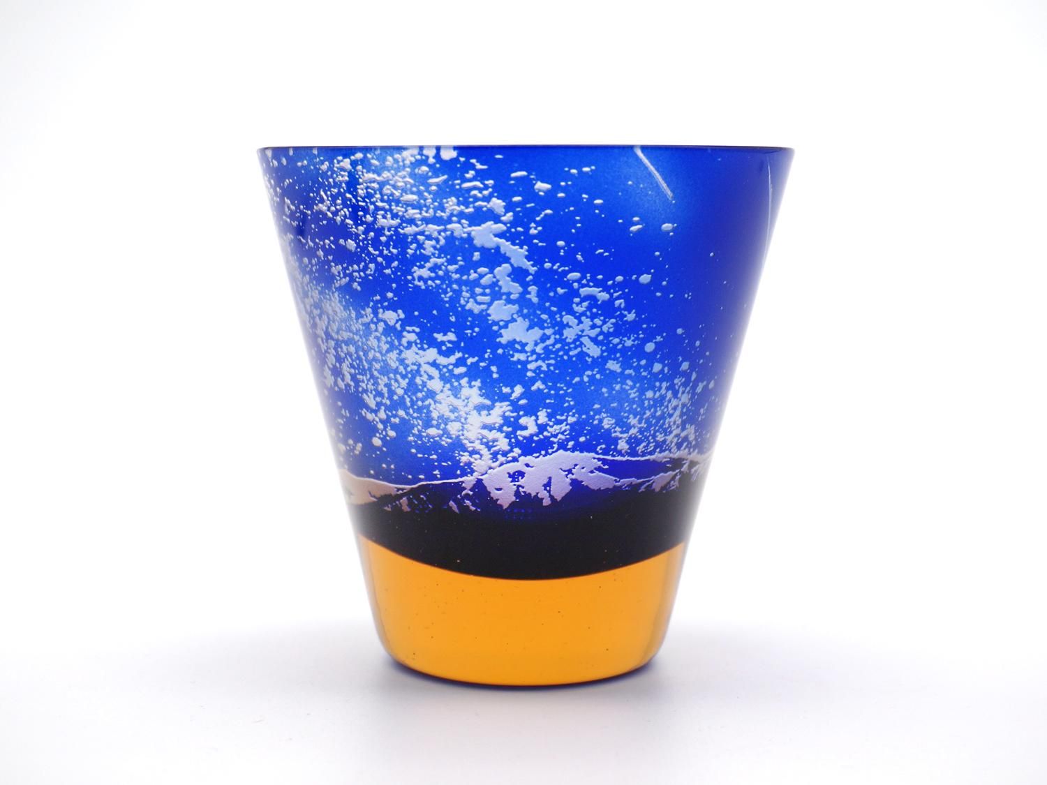 ガラスの工芸品（サーフィン中の青年） 【公式通販】