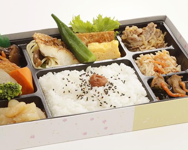 メバル塩焼きとメンチカツの和洋折衷御膳弁当 都内での仕出し弁当 宅配弁当なら寅次郎