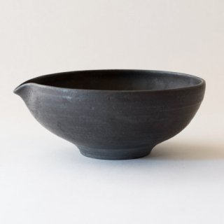 廣川智子　黒釉片口鉢