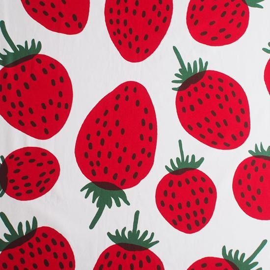 Marimekko ファブリック Mansikka 北欧雑貨 北欧食器とハンドメイドのお店 Tomas
