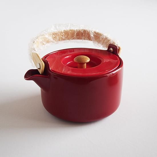 キッチン/食器【新品】MARIMEKKO ティーポット