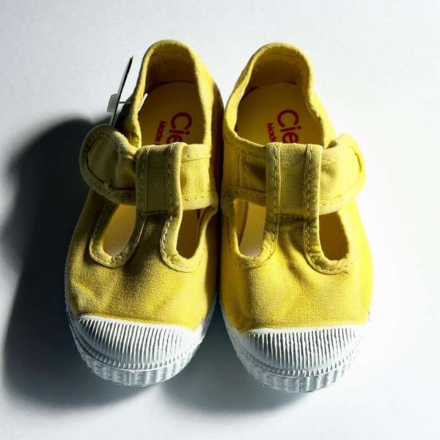 Cienta Kids T Strap Shoes 14-18cm /  åTȥåץ塼 (Sunny)